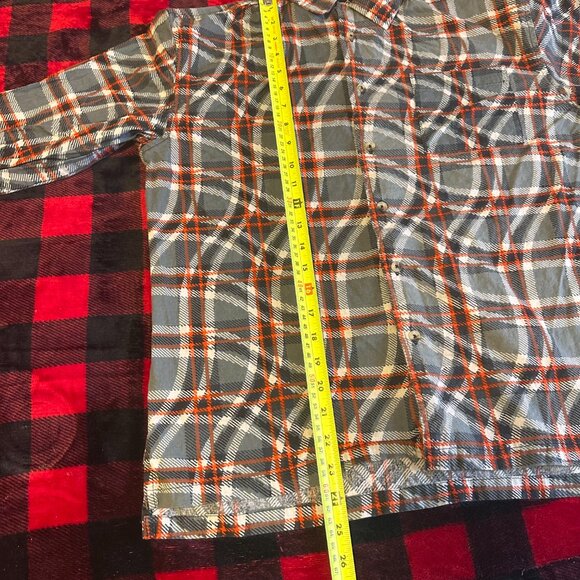 Super Massive Casual Button Down Mens Small Gray Plaid Trippy Flannel Shirt - Picture 5 of 5